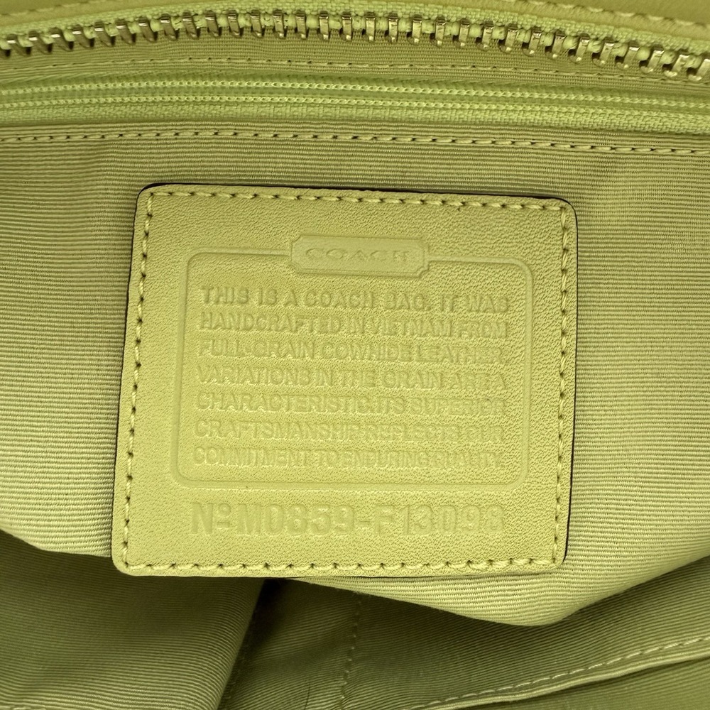 Vintage Coach East West Leather Tote Handbag in Light Green F13098 Classic Y2K - Picture 15 of 16